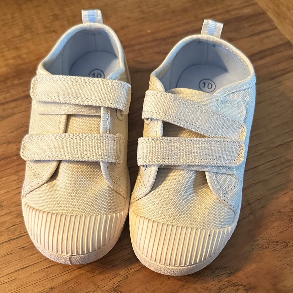 Toddler Velcro sneakers